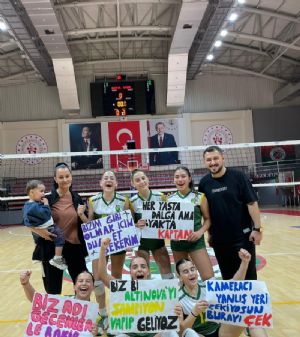 Altnova Belediyespor Kk Kz Voleybol Takm ampiyonu Oldu